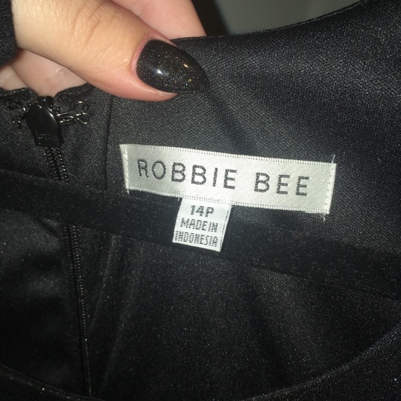 Semi Formal Black and Silver Dress - Picture 3 of 4